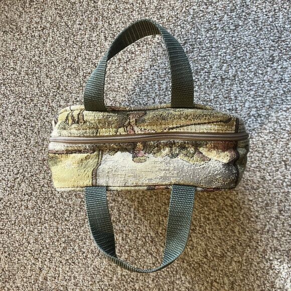 New American Industries Golfer Tapestry Bag Golf Pouch Zipper Artsy Woman Zip - Picture 4 of 14